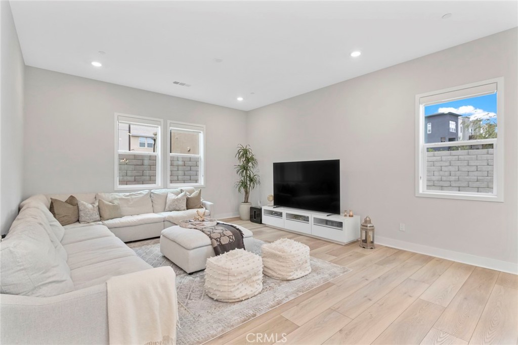 27018 California Court