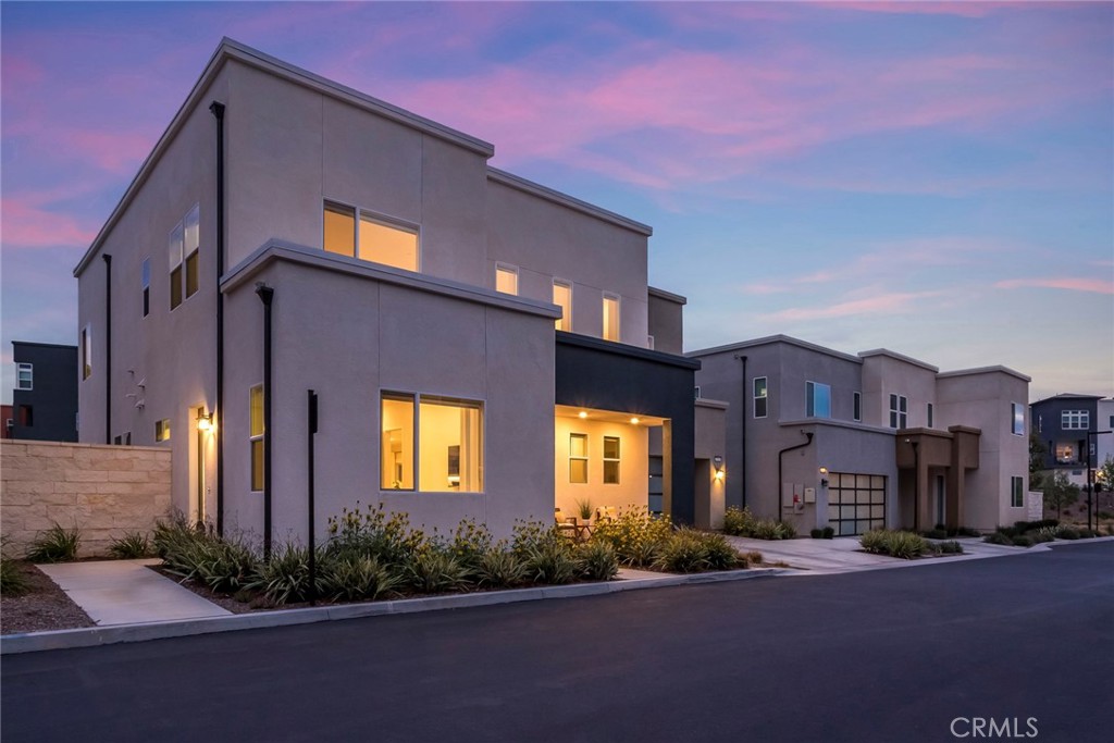 27018 California Court