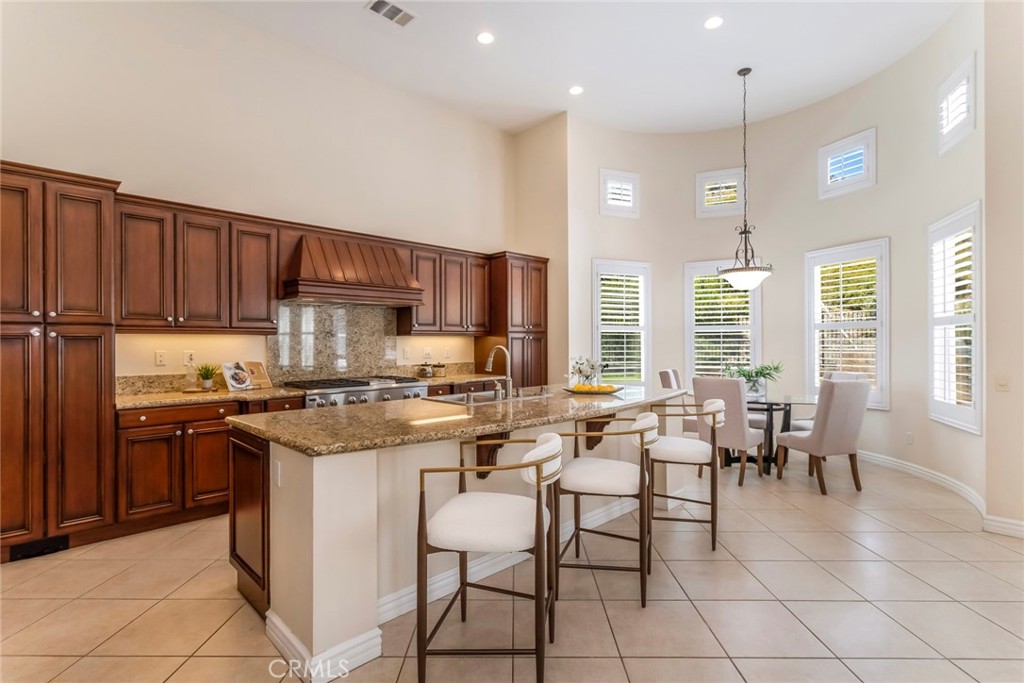 27005 Cliffie Way