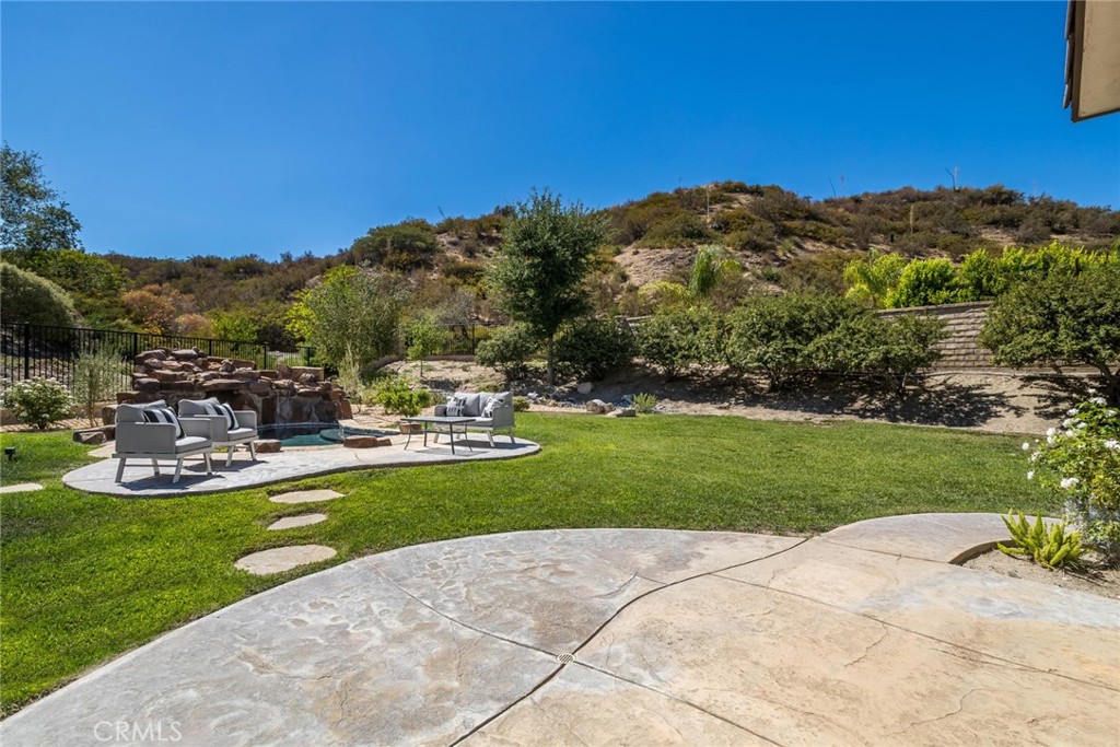 27005 Cliffie Way
