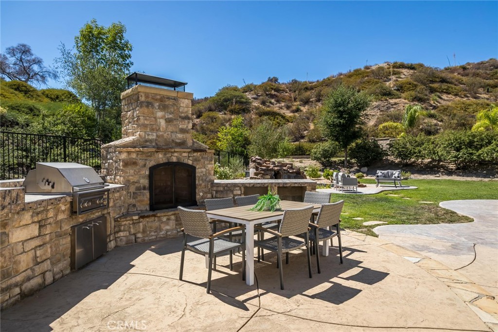 27005 Cliffie Way