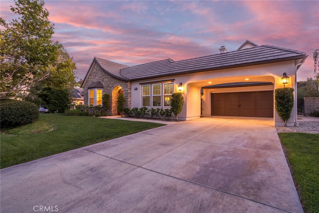 27005 Cliffie Way
