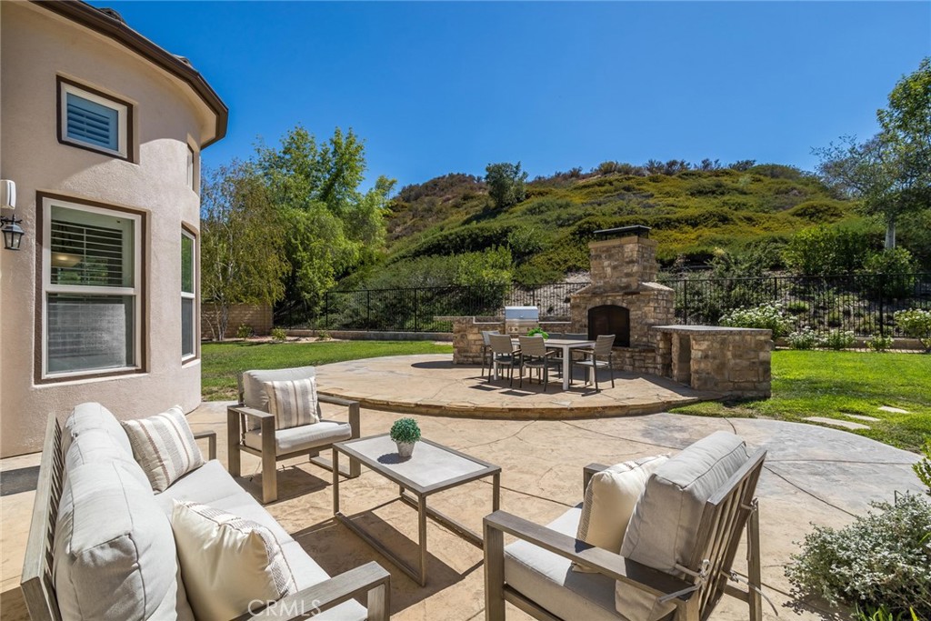 27005 Cliffie Way