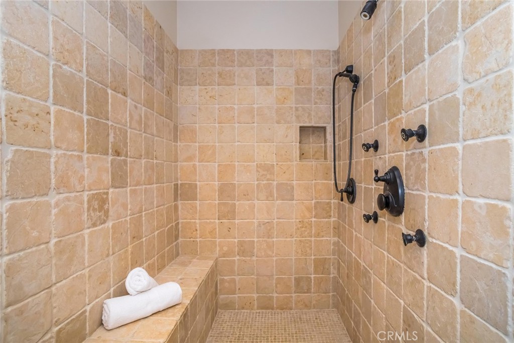 27005 Cliffie Way