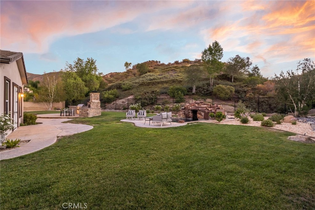 27005 Cliffie Way