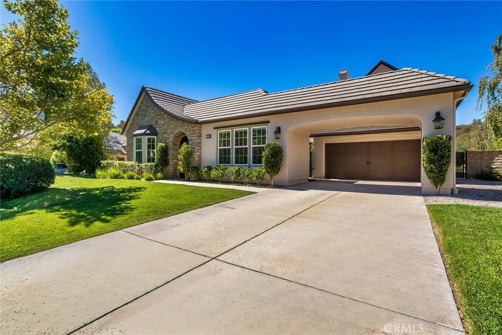27005 Cliffie Way