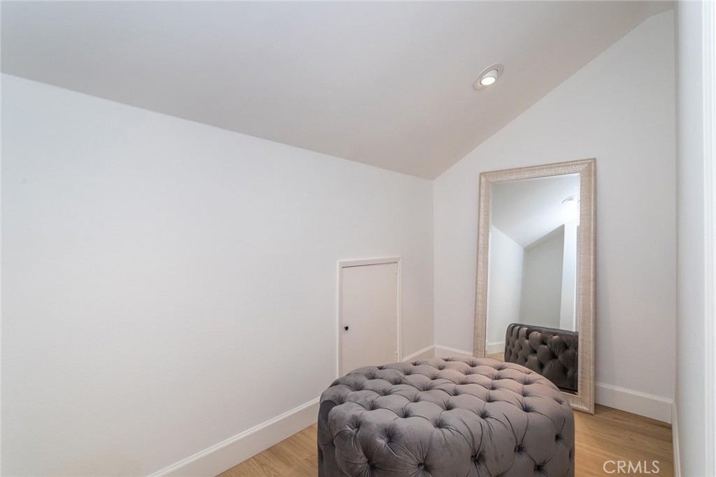 5804 Calmfield Avenue