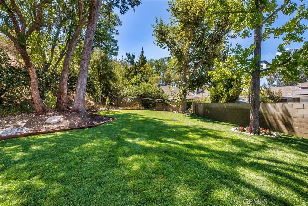 5804 Calmfield Avenue