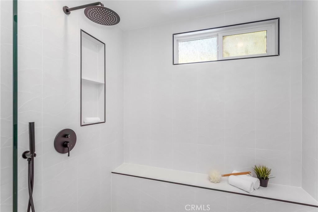 5804 Calmfield Avenue