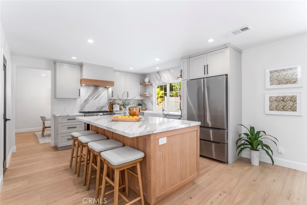 5804 Calmfield Avenue