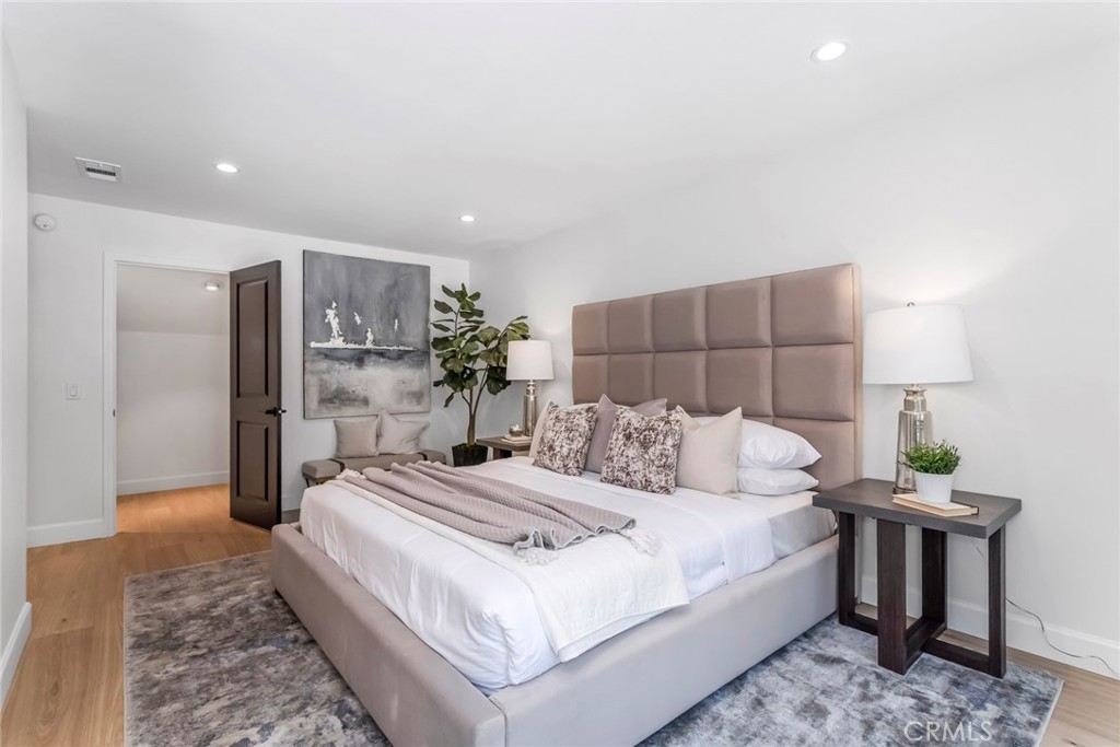 5804 Calmfield Avenue