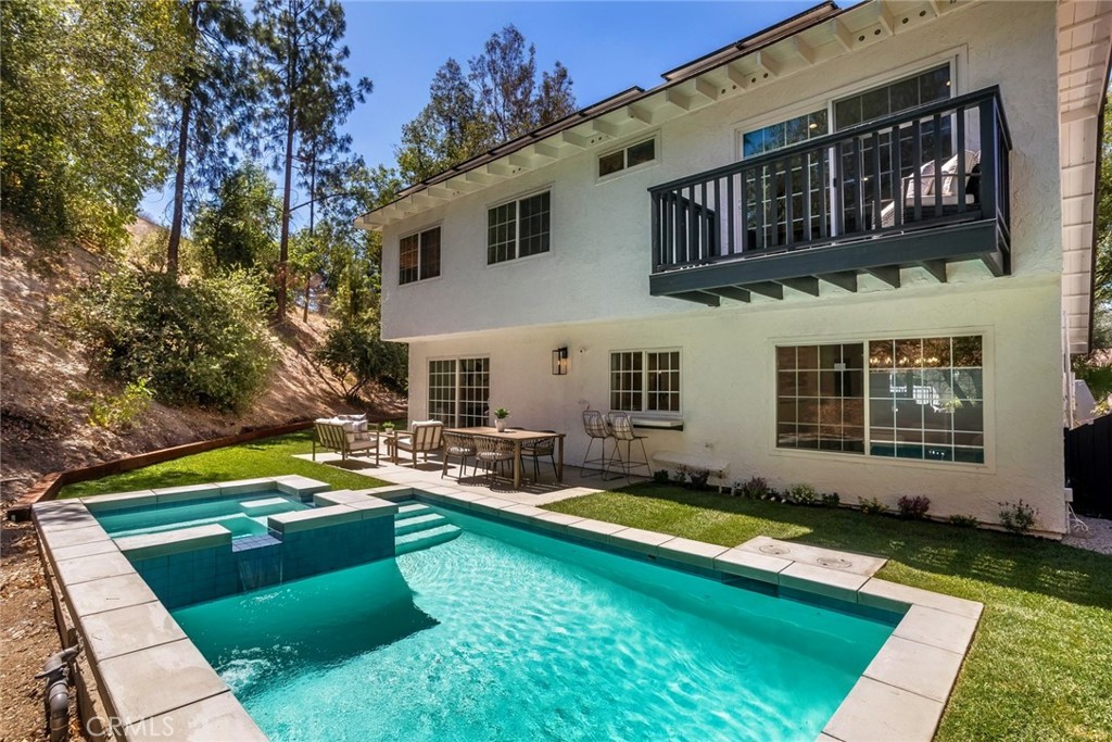 5804 Calmfield Avenue