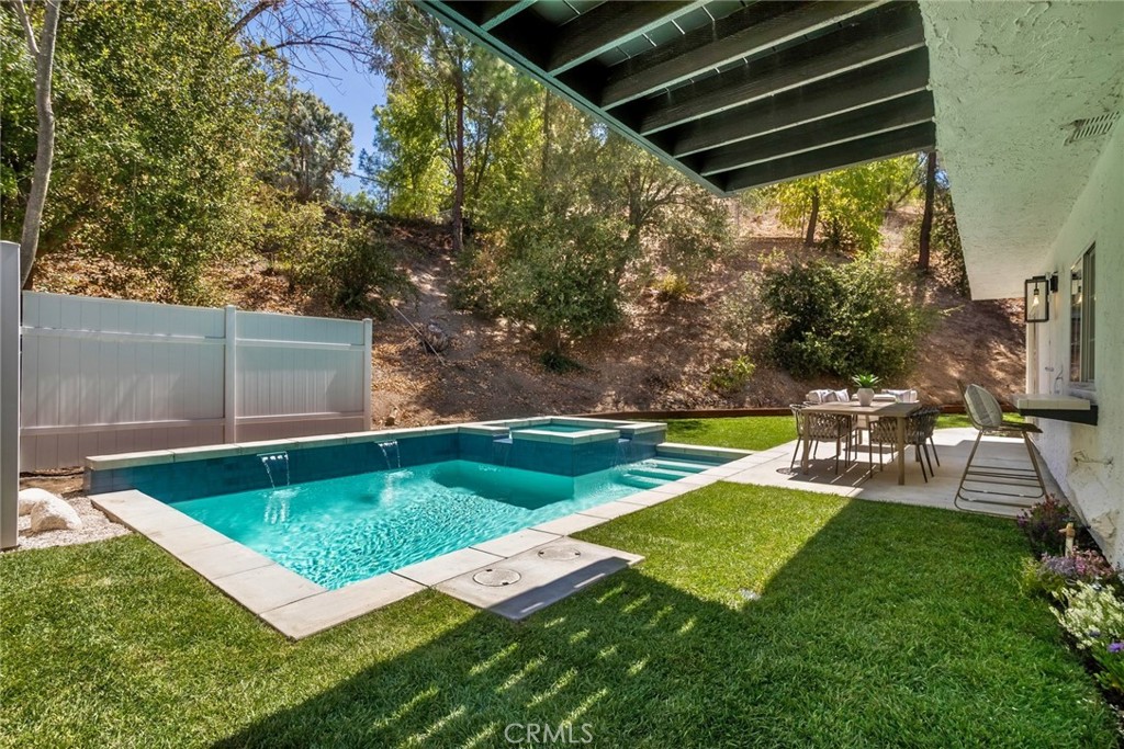 5804 Calmfield Avenue