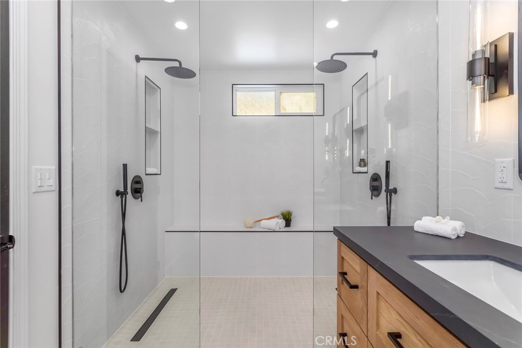 5804 Calmfield Avenue