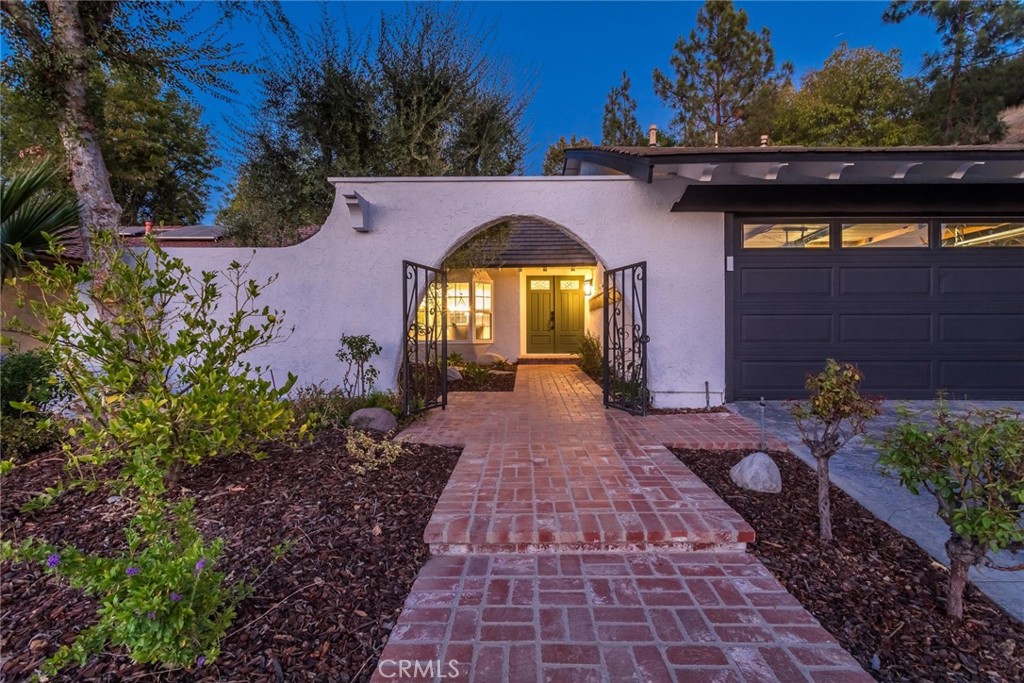 5804 Calmfield Avenue