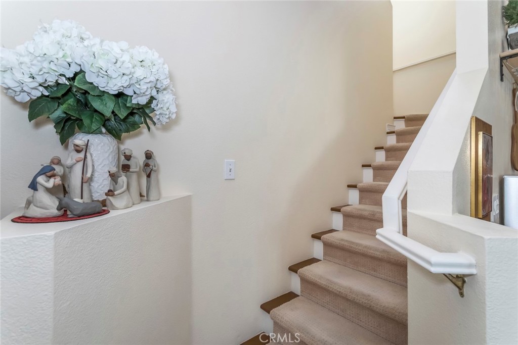 27839 Skycrest Circle