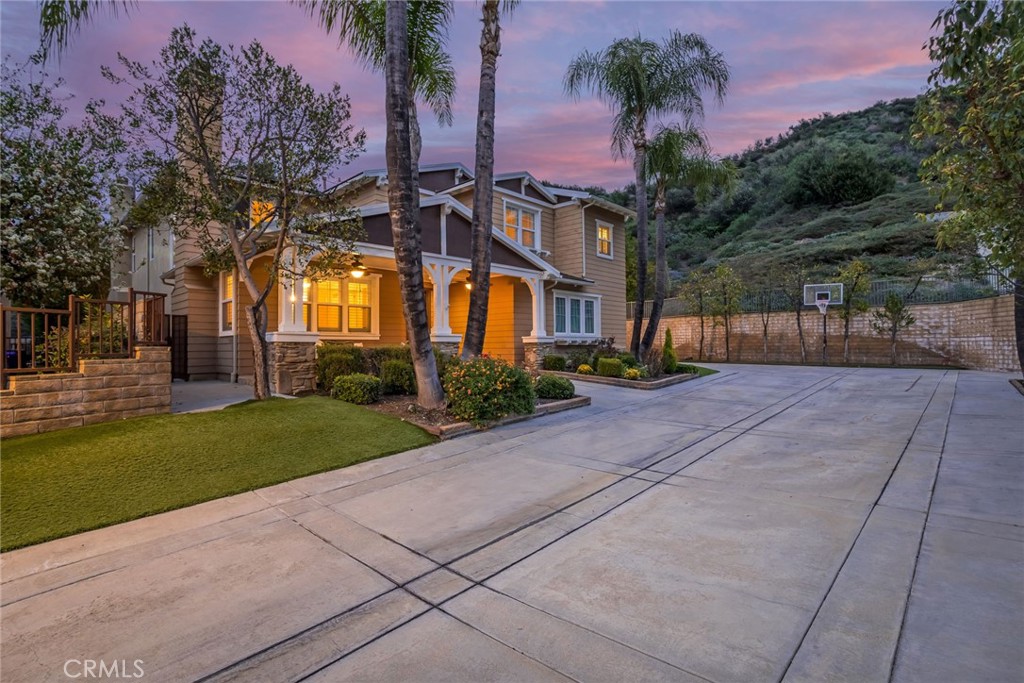 25505 Brighton Place