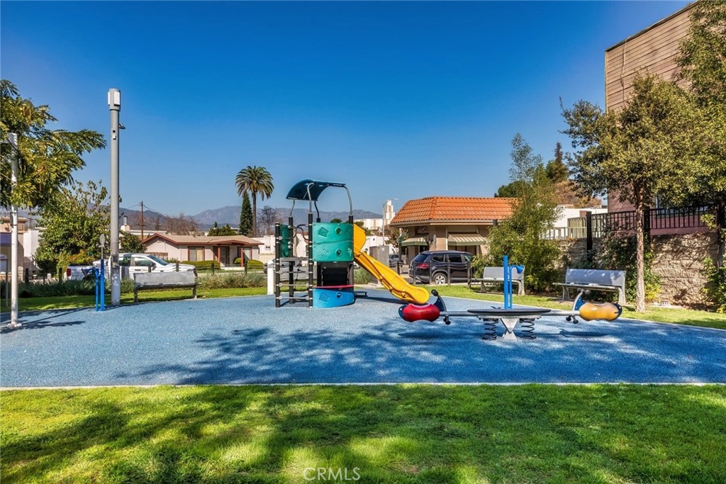 1116 E Palmer Avenue