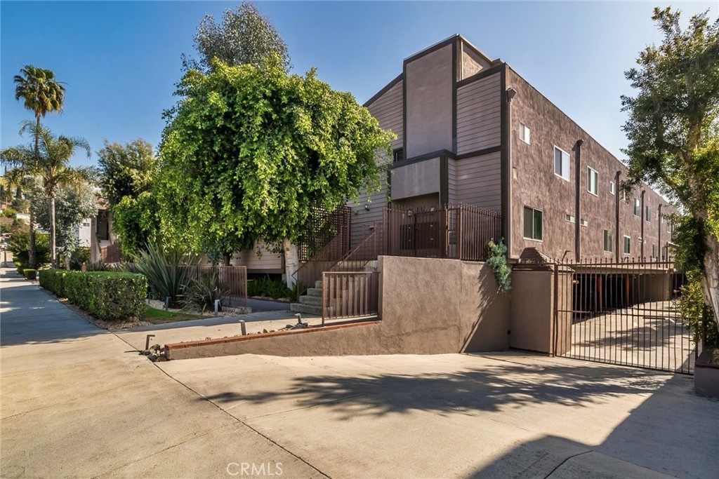 1116 E Palmer Avenue