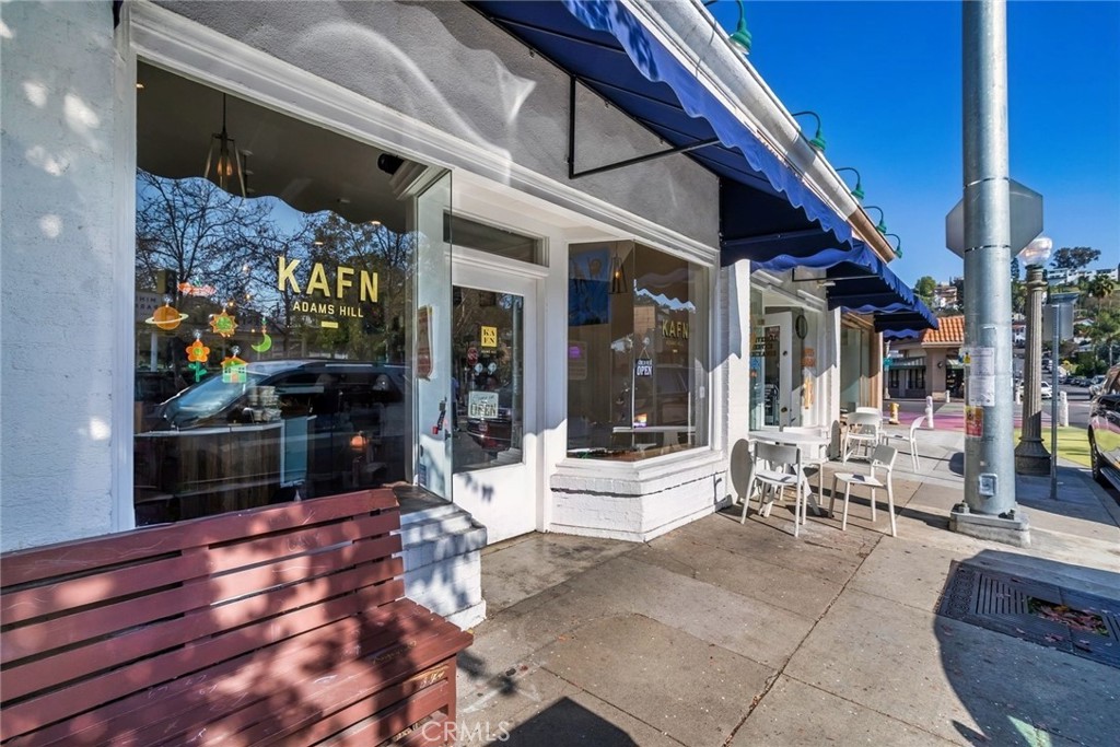 1116 E Palmer Avenue