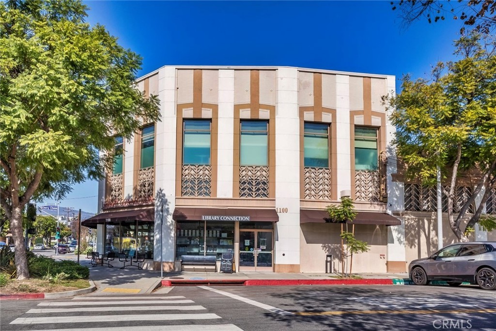 1116 E Palmer Avenue