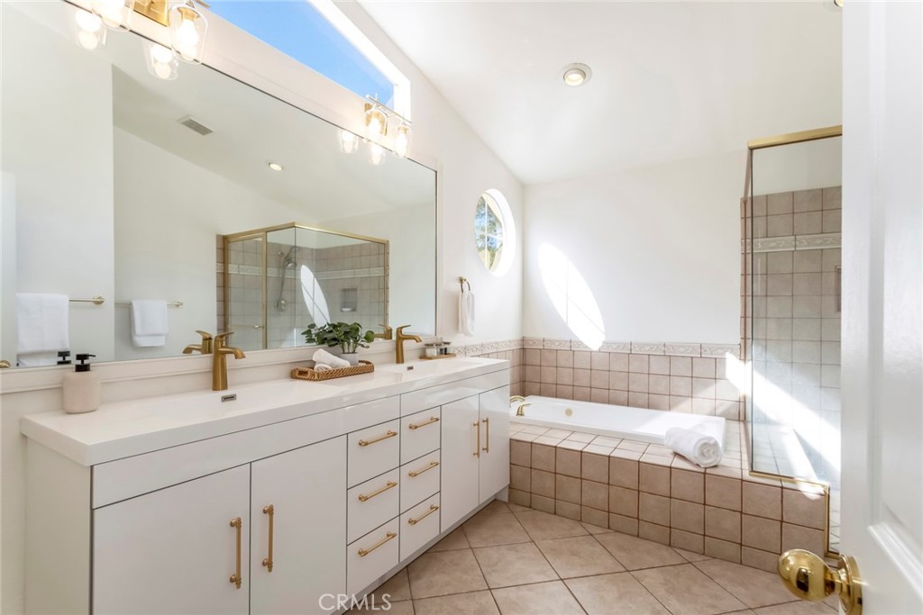 29033 Shadow Valley Lane