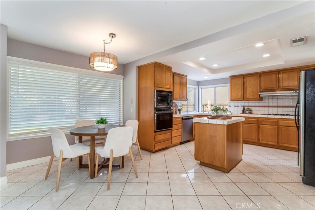 29033 Shadow Valley Lane