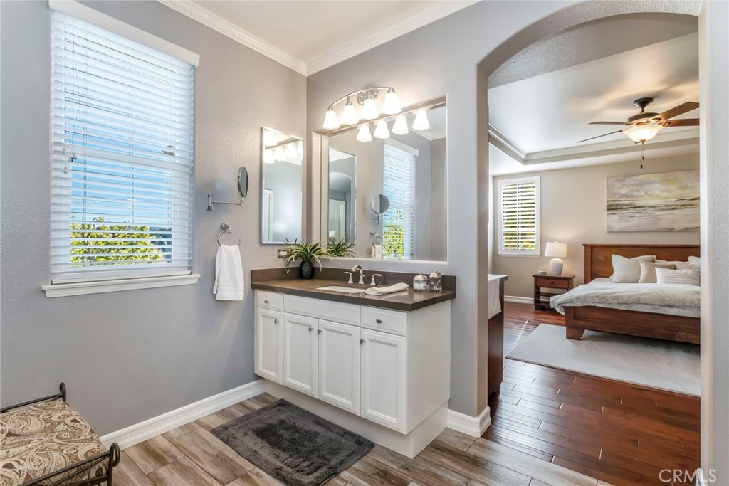 25830 De Quincy Place