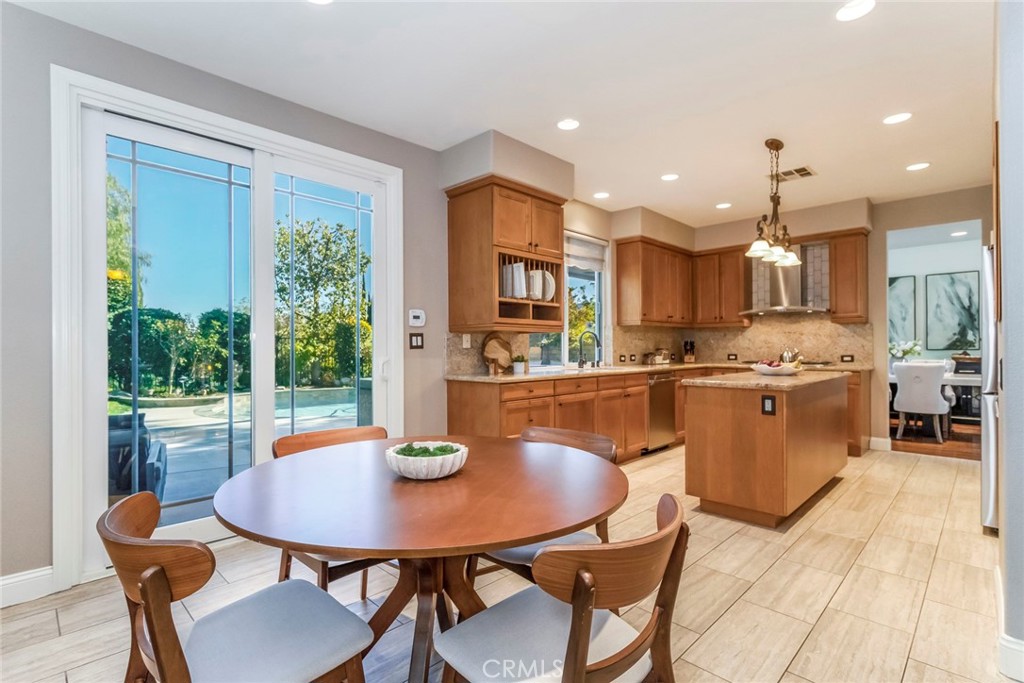 25830 De Quincy Place