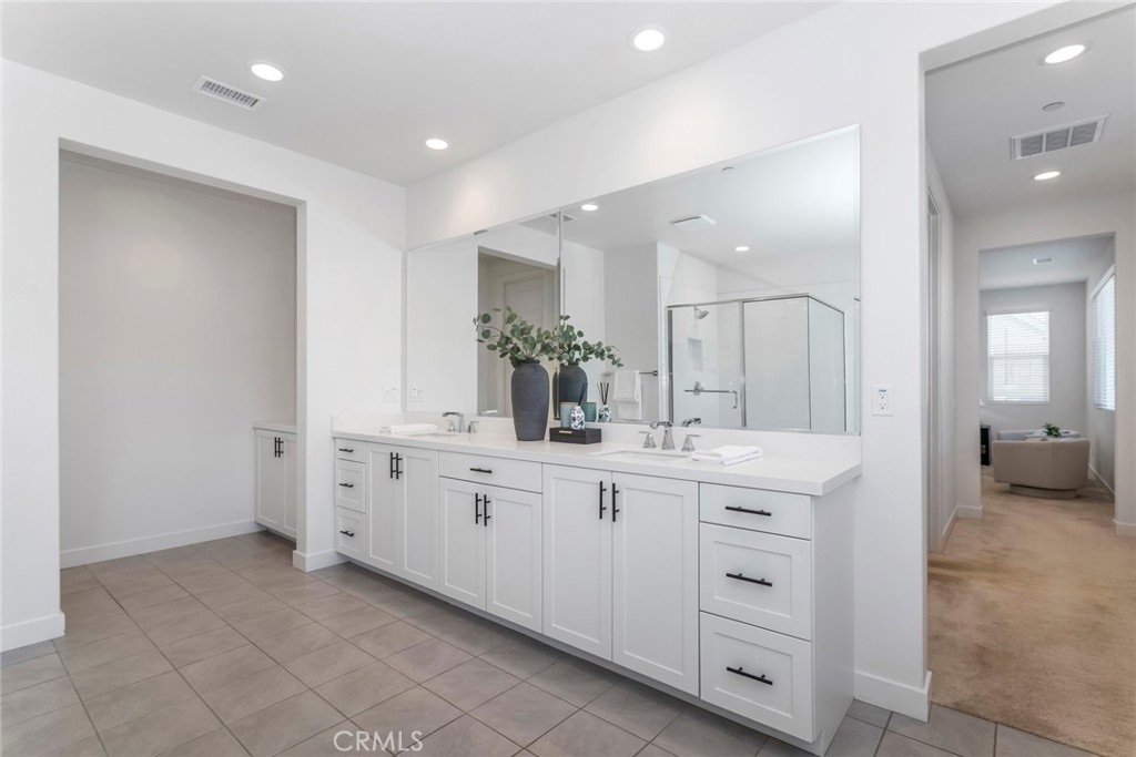 28695 Windbreak Terrace