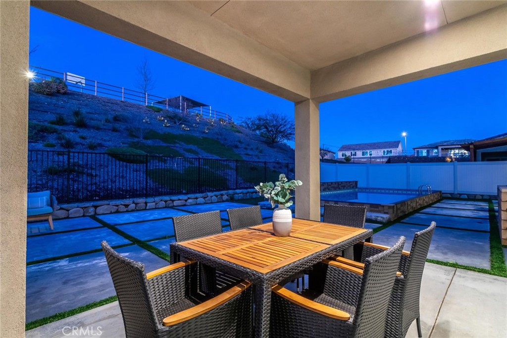 28695 Windbreak Terrace