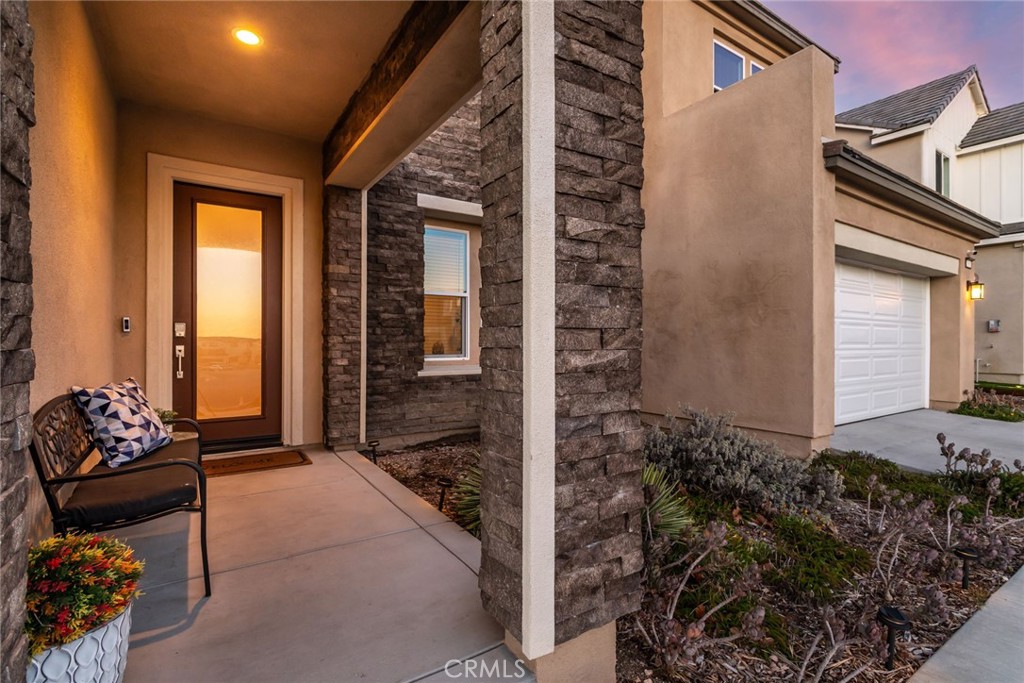 28695 Windbreak Terrace