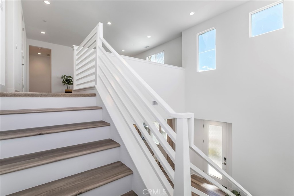 28695 Windbreak Terrace