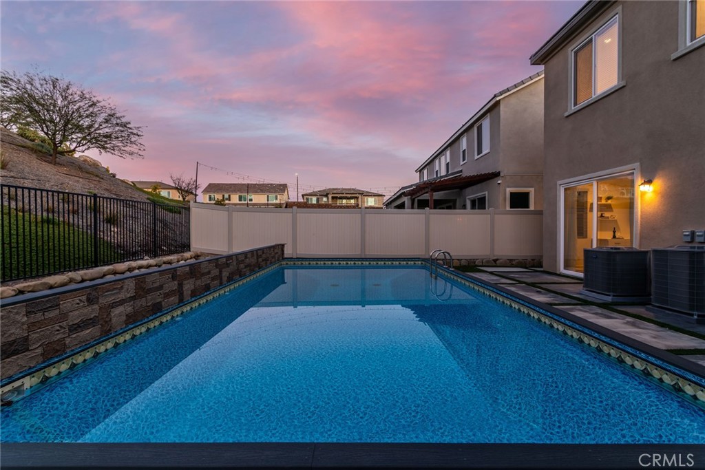 28695 Windbreak Terrace