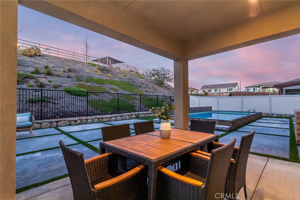 28695 Windbreak Terrace