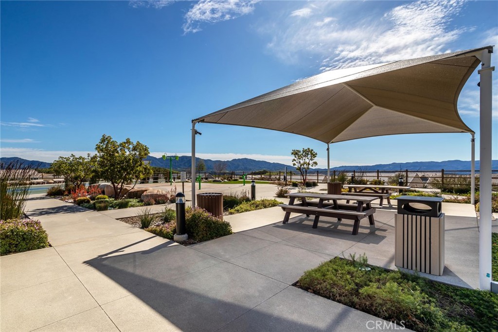 28695 Windbreak Terrace