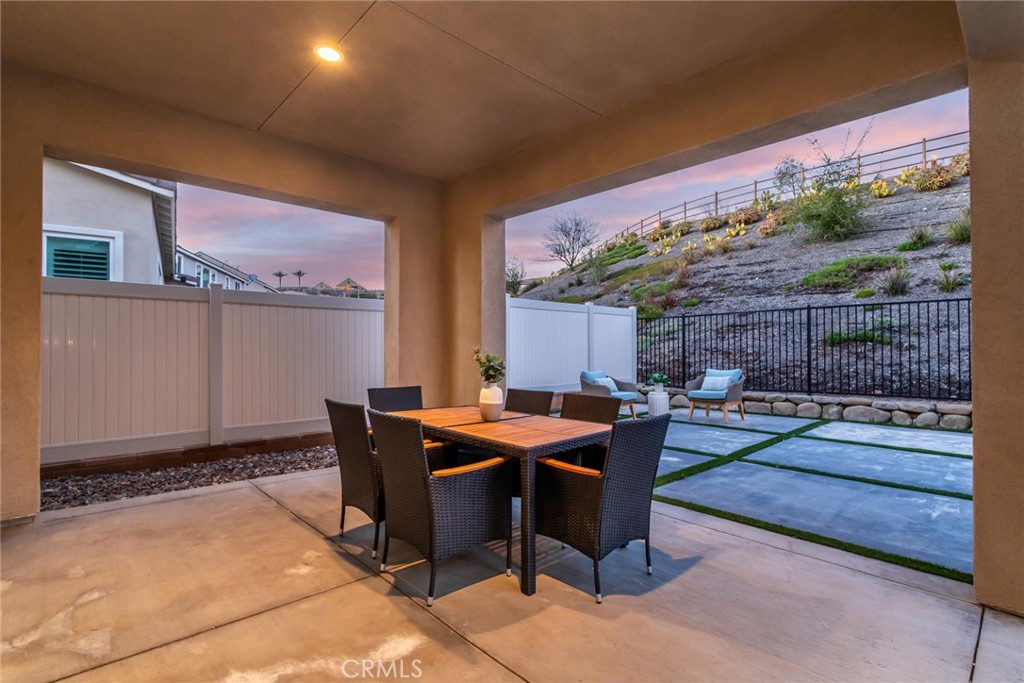 28695 Windbreak Terrace