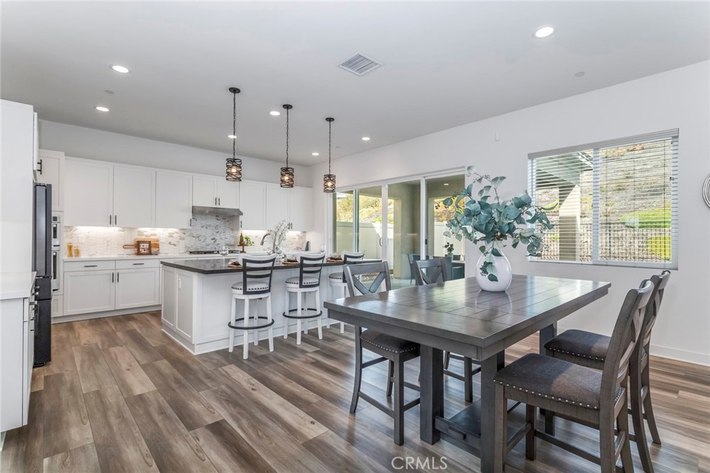 28695 Windbreak Terrace