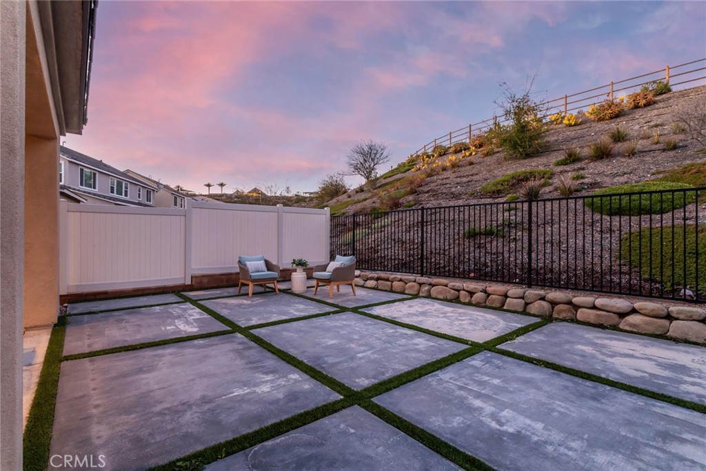 28695 Windbreak Terrace