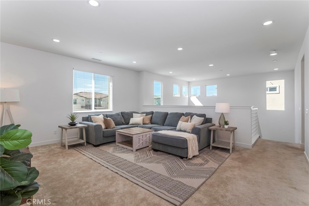 28695 Windbreak Terrace