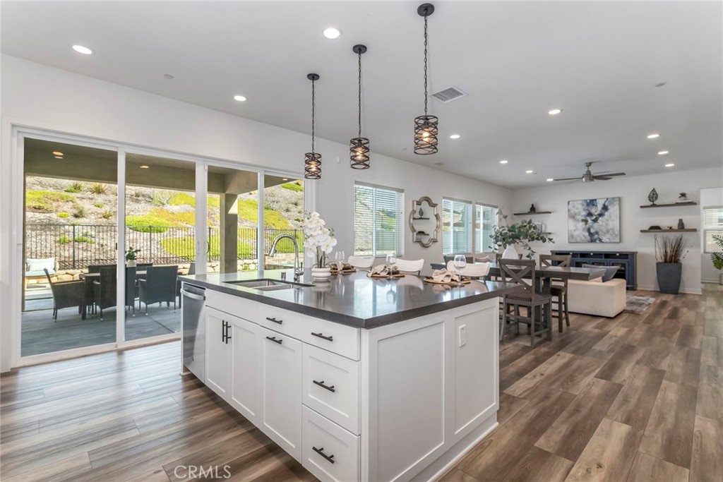 28695 Windbreak Terrace