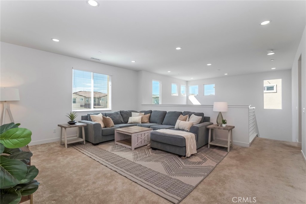 28695 Windbreak Terrace