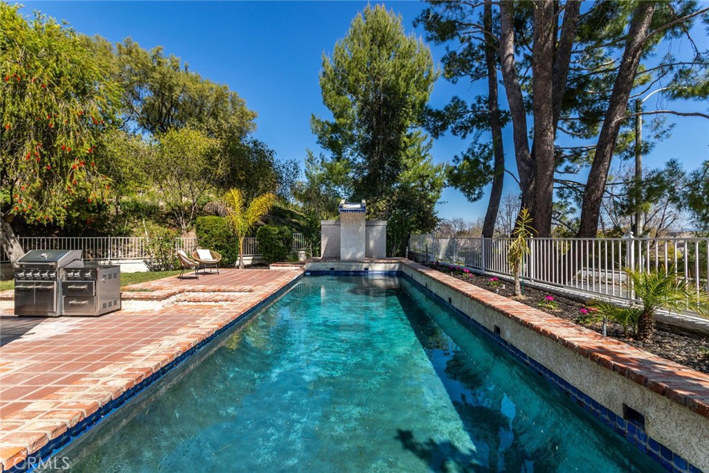25546 Hardy Place
