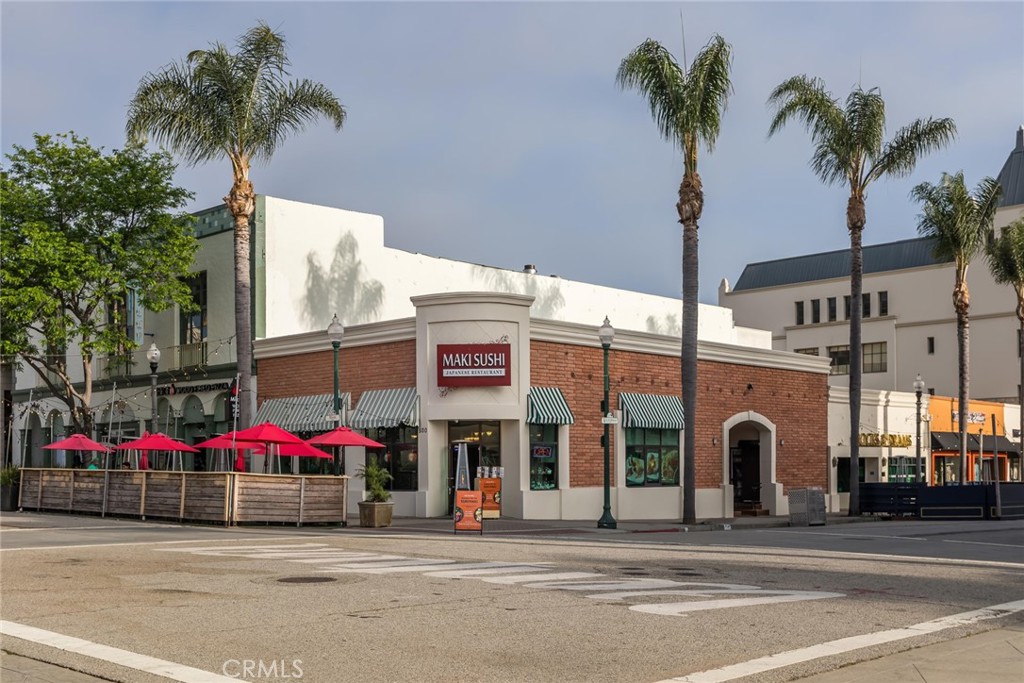 1530 E Thompson Boulevard