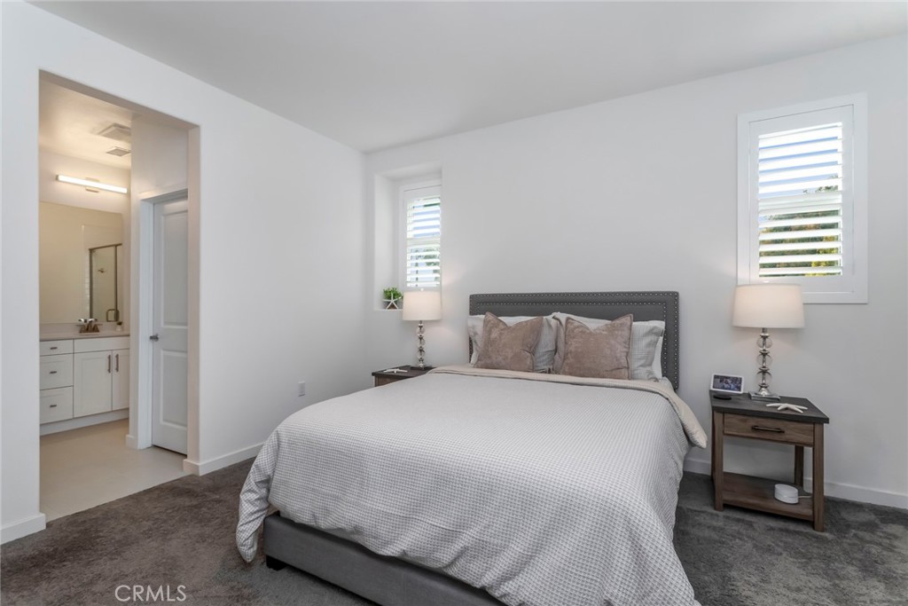 1530 E Thompson Boulevard