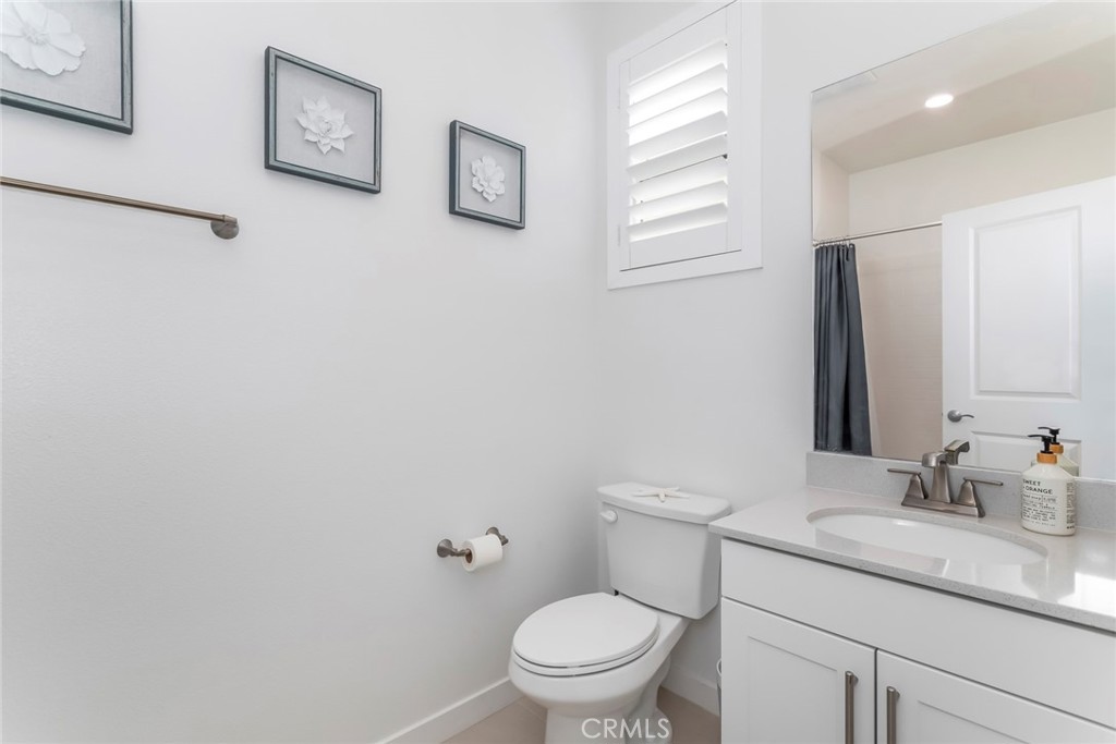 1530 E Thompson Boulevard