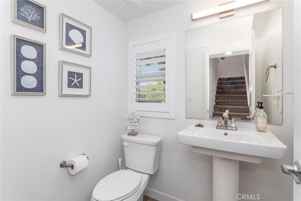 1530 E Thompson Boulevard