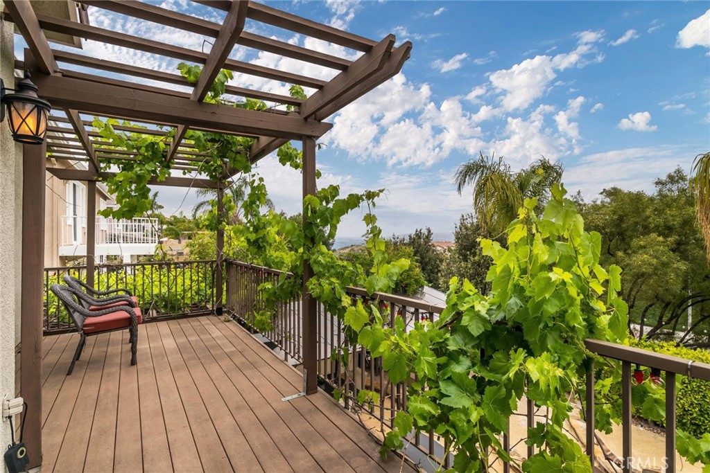 26010 Tennyson Lane