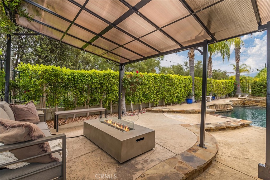 26010 Tennyson Lane