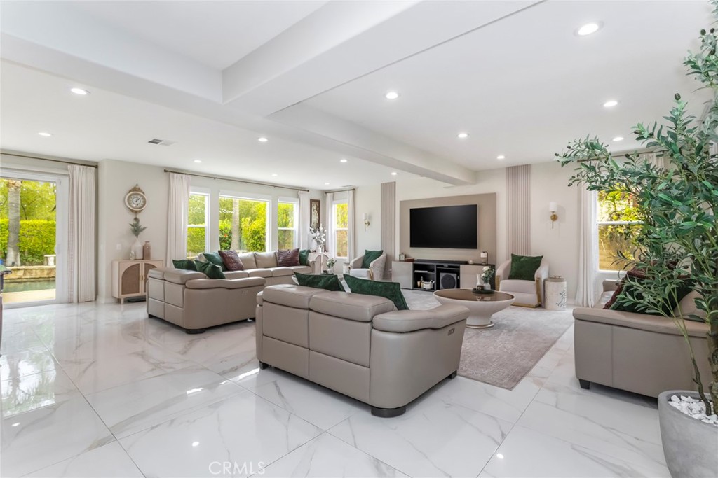 26010 Tennyson Lane